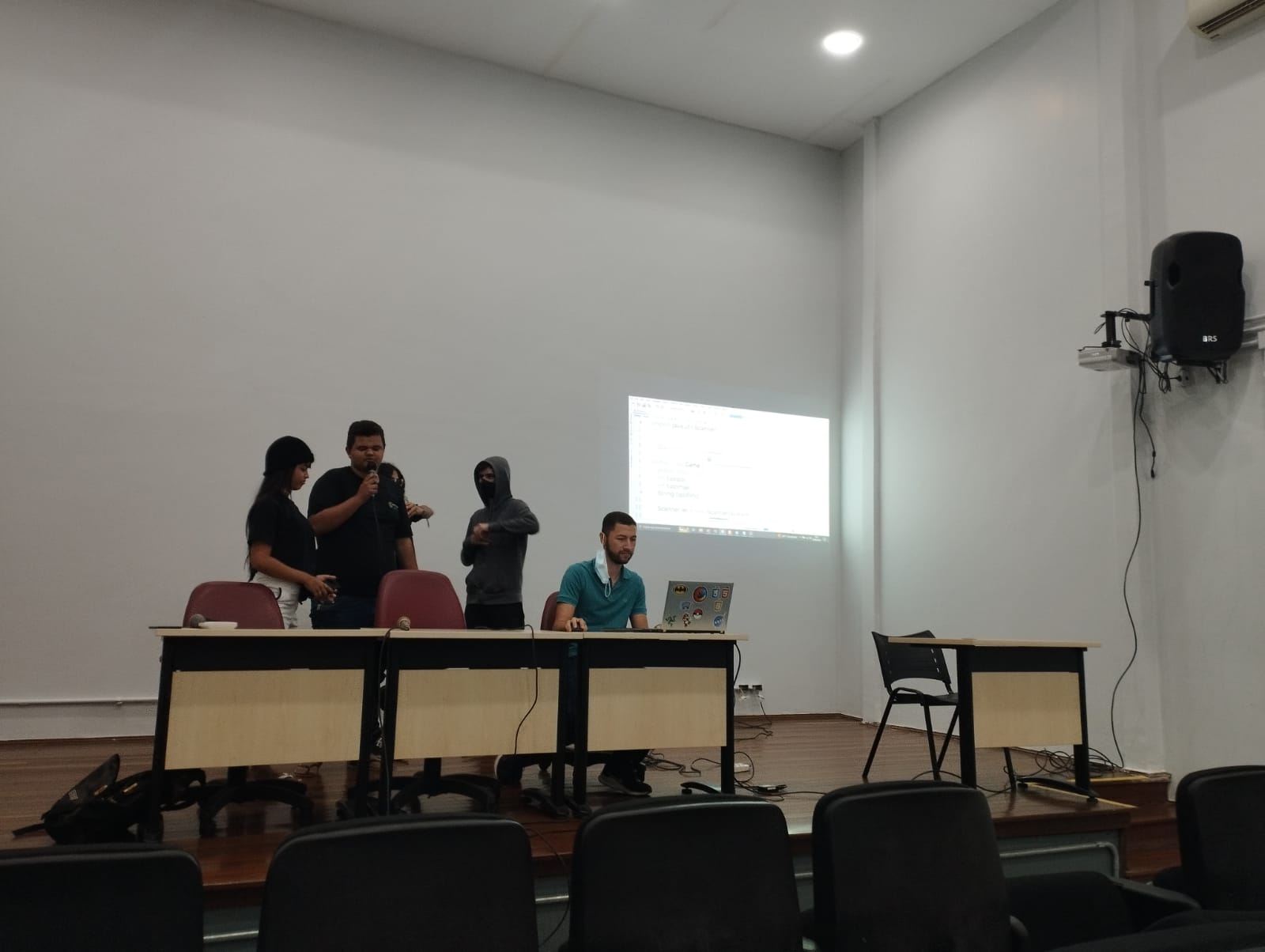 Apresentação de trabalhos - 2° e 3° ano do Técnico em Informática